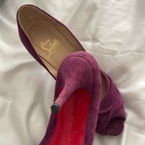 Gorgeous suede Louboutin pumps